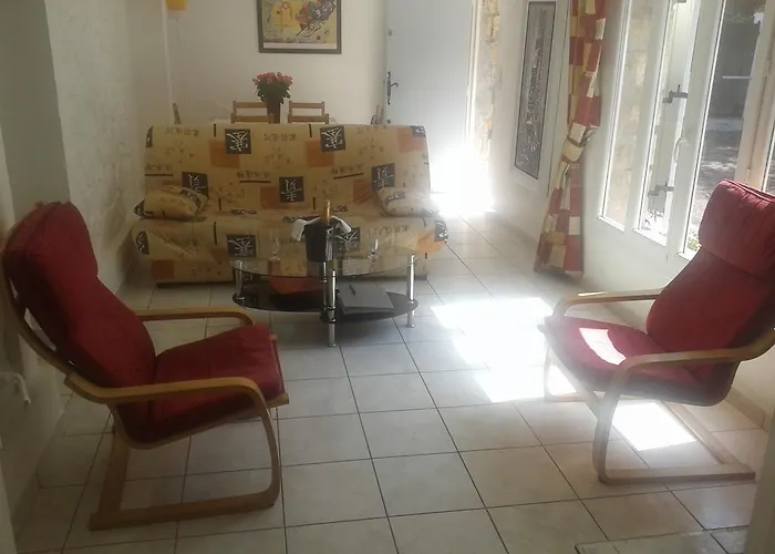 Un Coin De Campagne En Apartmán Le Cannet