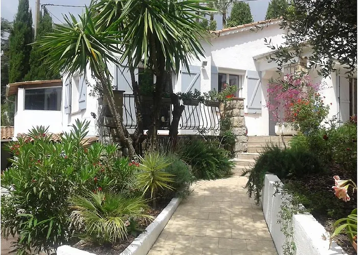 Un Coin De Campagne En Daire *